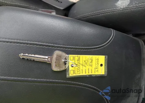 2011 Kia Soul из США, поврежденный, VIN KNDJT2A16B7283626